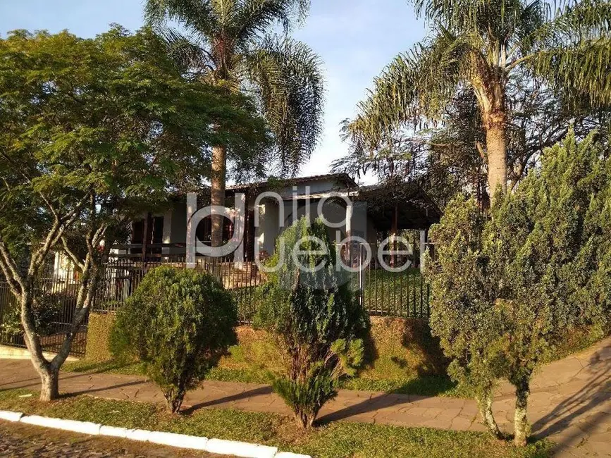 Casa com 3 quartos à venda, 780m2 em Portao - RS - imagem 8 Foto 8 de Casa com 3 quartos à venda, 780m2 em Portao - RS