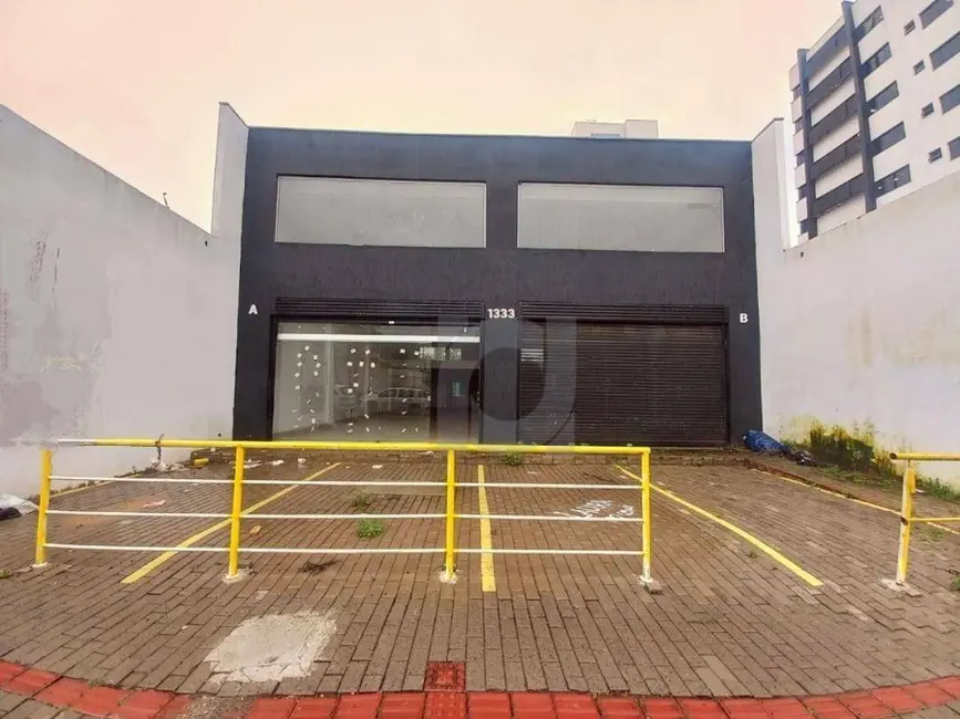 Loja para alugar, 250m2 em Centro, Sao Leopoldo - RS - imagem 2 Foto 2 de Loja para alugar, 250m2 em Centro, Sao Leopoldo - RS