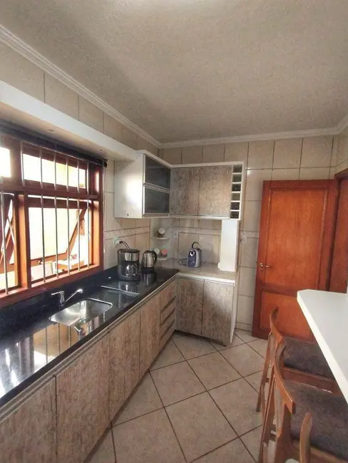 Foto 9 de Casa com 3 quartos à venda, 450m2 em São José, Sao Leopoldo - RS