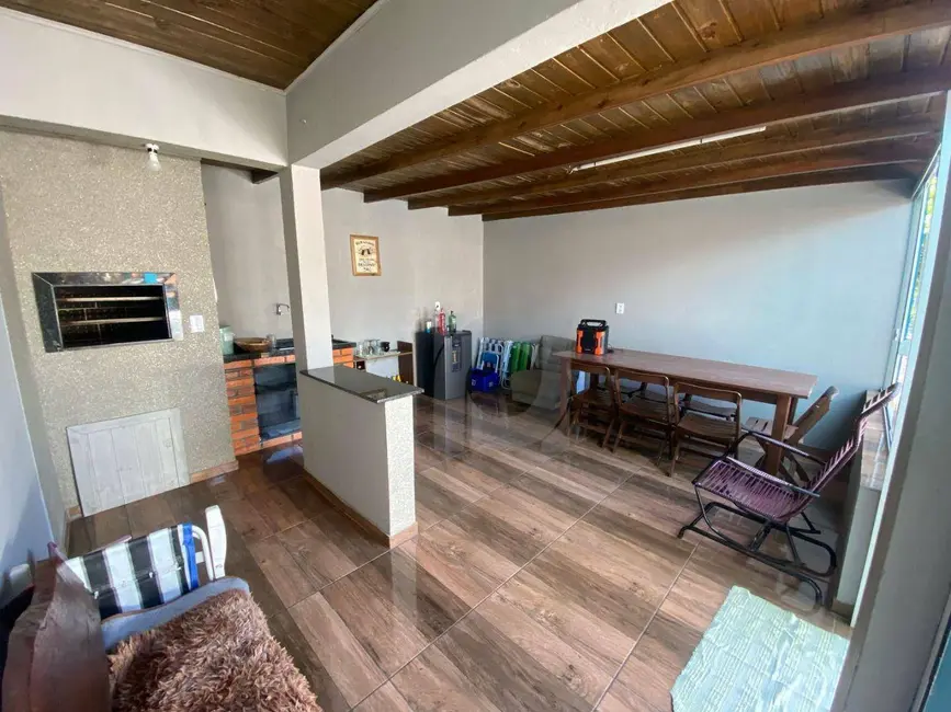 Casa com 4 quartos à venda, 360m2 em Portao - RS - imagem 3 Foto 3 de Casa com 4 quartos à venda, 360m2 em Portao - RS