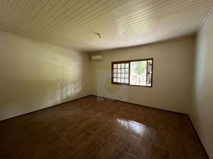 Casa com 3 quartos à venda, 394m2 em Centro, Portao - RS - imagem 6 Foto 6 de Casa com 3 quartos à venda, 394m2 em Centro, Portao - RS