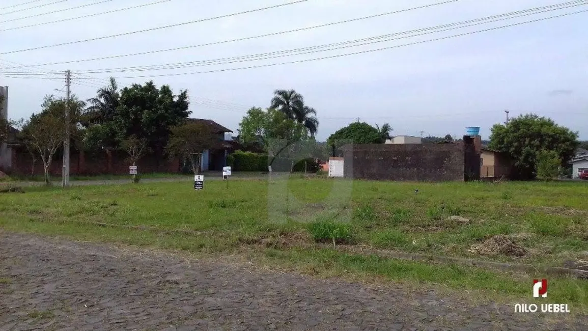 Foto 1 de Terreno / Lote à venda, 450m2 em Centro, Portao - RS