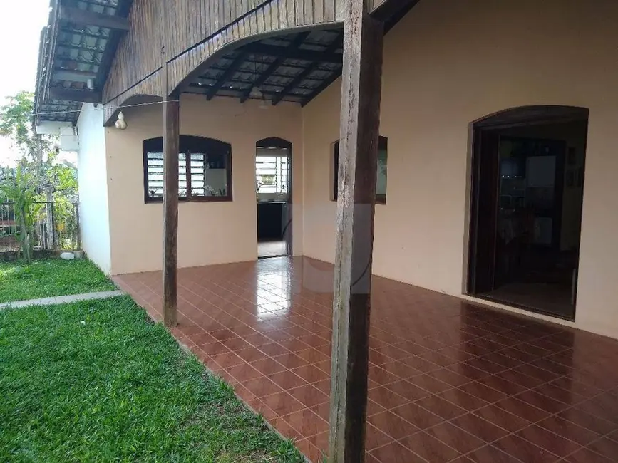 Casa com 2 quartos à venda e para alugar, 612m2 em Centro, Portao - RS - imagem 3 Foto 3 de Casa com 2 quartos à venda e para alugar, 612m2 em Centro, Portao - RS