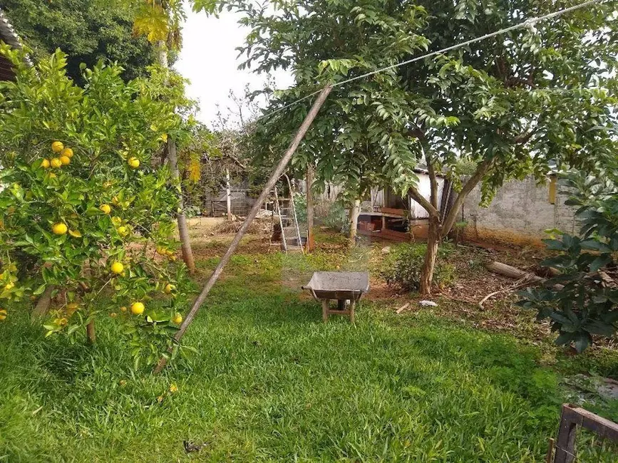 Casa com 2 quartos à venda e para alugar, 612m2 em Centro, Portao - RS - imagem 8 Foto 8 de Casa com 2 quartos à venda e para alugar, 612m2 em Centro, Portao - RS