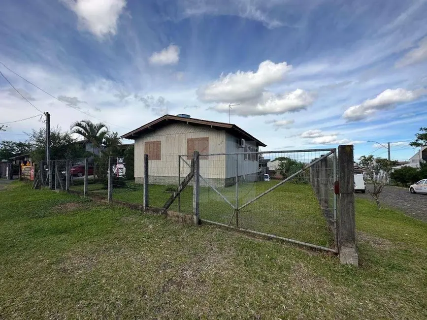 Foto 1 de Casa com 3 quartos à venda, 384m2 em Centro, Portao - RS