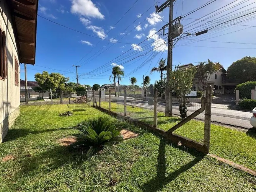 Casa com 3 quartos à venda, 384m2 em Centro, Portao - RS - imagem 5 Foto 5 de Casa com 3 quartos à venda, 384m2 em Centro, Portao - RS