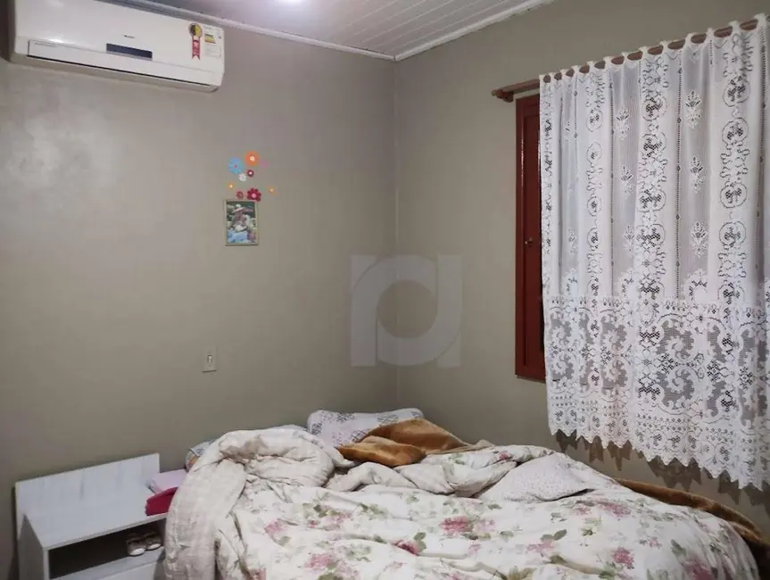 Casa com 3 quartos à venda, 300m2 em Portao - RS - imagem 9 Foto 9 de Casa com 3 quartos à venda, 300m2 em Portao - RS