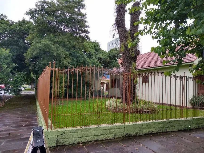 Casa com 3 quartos à venda, 507m2 em Ideal, Novo Hamburgo - RS - imagem 3 Foto 3 de Casa com 3 quartos à venda, 507m2 em Ideal, Novo Hamburgo - RS