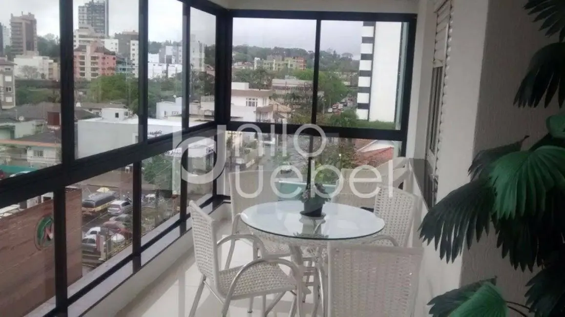 Foto 1 de Apartamento com 4 quartos à venda, 191m2 em Centro, Sao Leopoldo - RS
