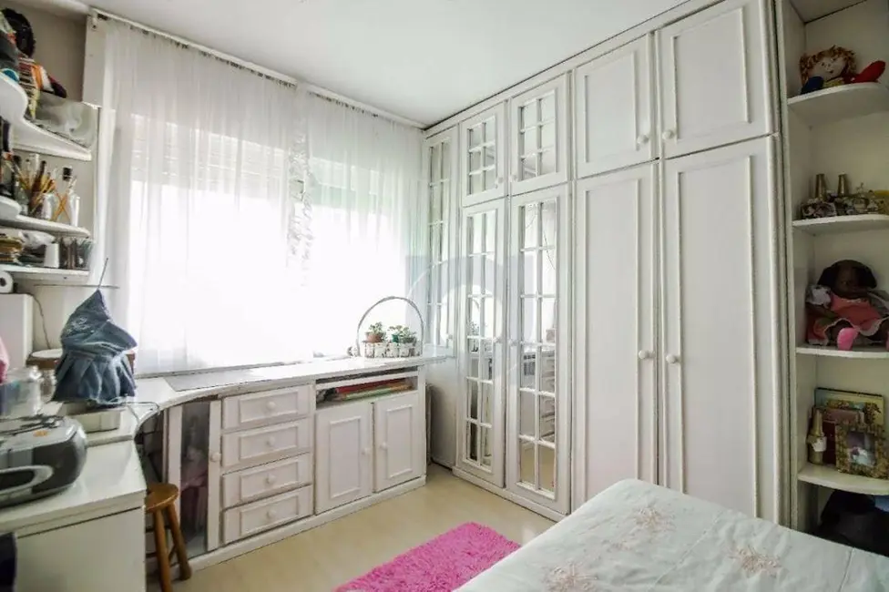 Apartamento com 2 quartos à venda, 82m2 em Centro, Novo Hamburgo - RS - imagem 4 Foto 4 de Apartamento com 2 quartos à venda, 82m2 em Centro, Novo Hamburgo - RS