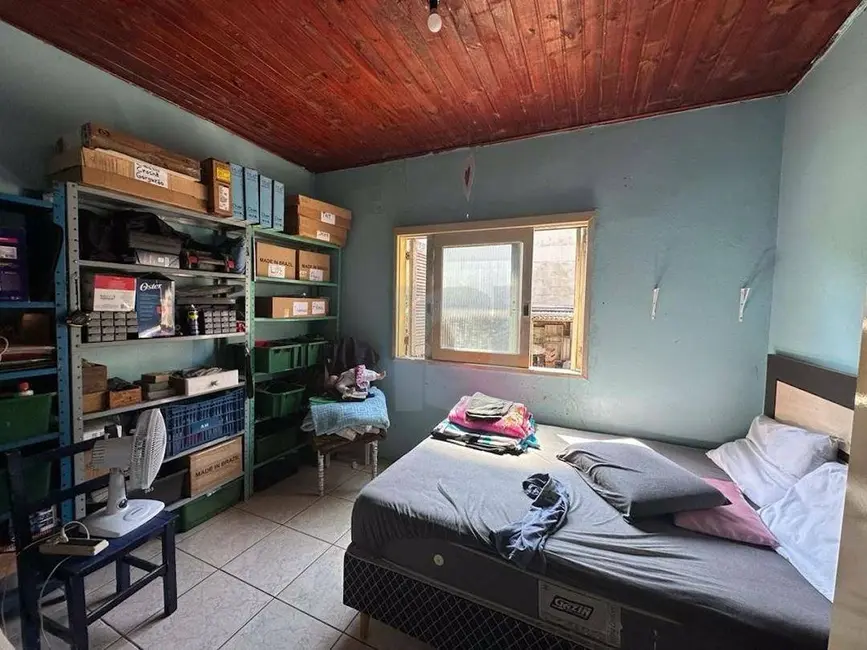 Casa com 3 quartos à venda, 1237m2 em Centro, Portao - RS - imagem 6 Foto 6 de Casa com 3 quartos à venda, 1237m2 em Centro, Portao - RS