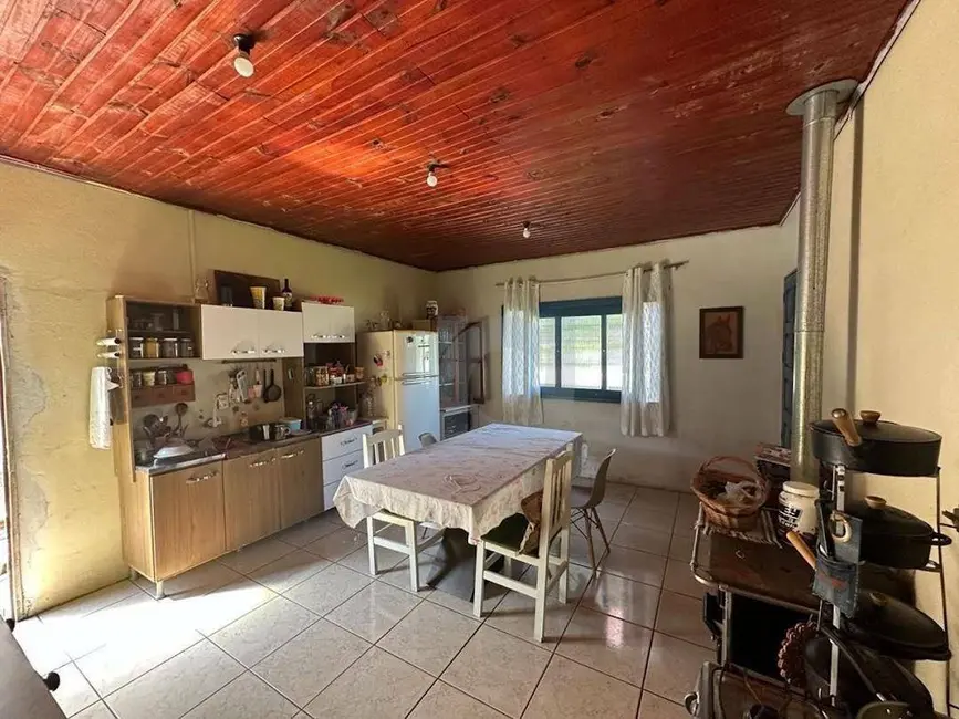 Casa com 3 quartos à venda, 1237m2 em Centro, Portao - RS - imagem 5 Foto 5 de Casa com 3 quartos à venda, 1237m2 em Centro, Portao - RS