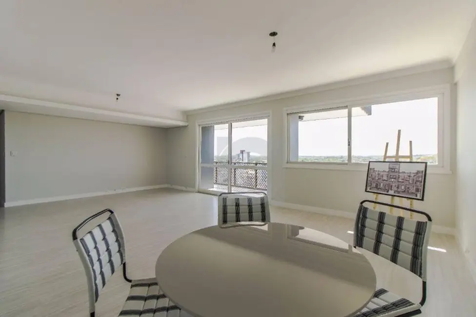 Foto 1 de Apartamento com 3 quartos à venda, 301m2 em Centro, Sao Leopoldo - RS