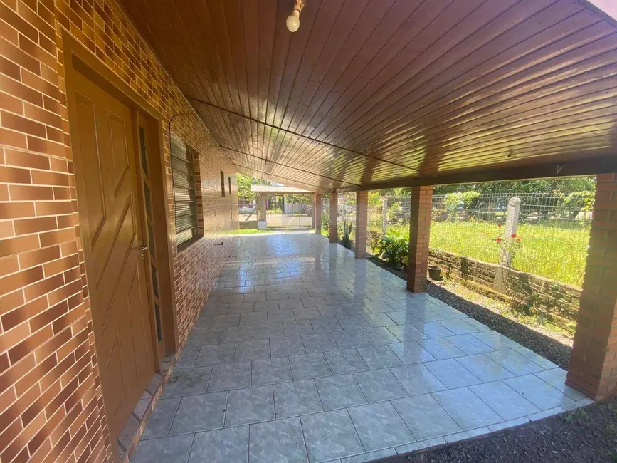 Foto 2 de Casa com 4 quartos à venda, 360m2 em Portao - RS