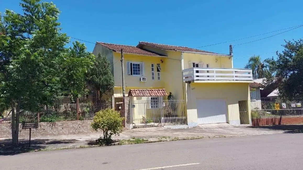Foto 1 de Casa com 3 quartos à venda, 329m2 em Cristo Rei, Sao Leopoldo - RS