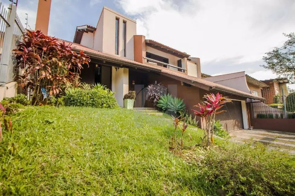 Casa com 4 quartos à venda, 504m2 em Morro do Espelho, Sao Leopoldo - RS - imagem 5 Foto 5 de Casa com 4 quartos à venda, 504m2 em Morro do Espelho, Sao Leopoldo - RS