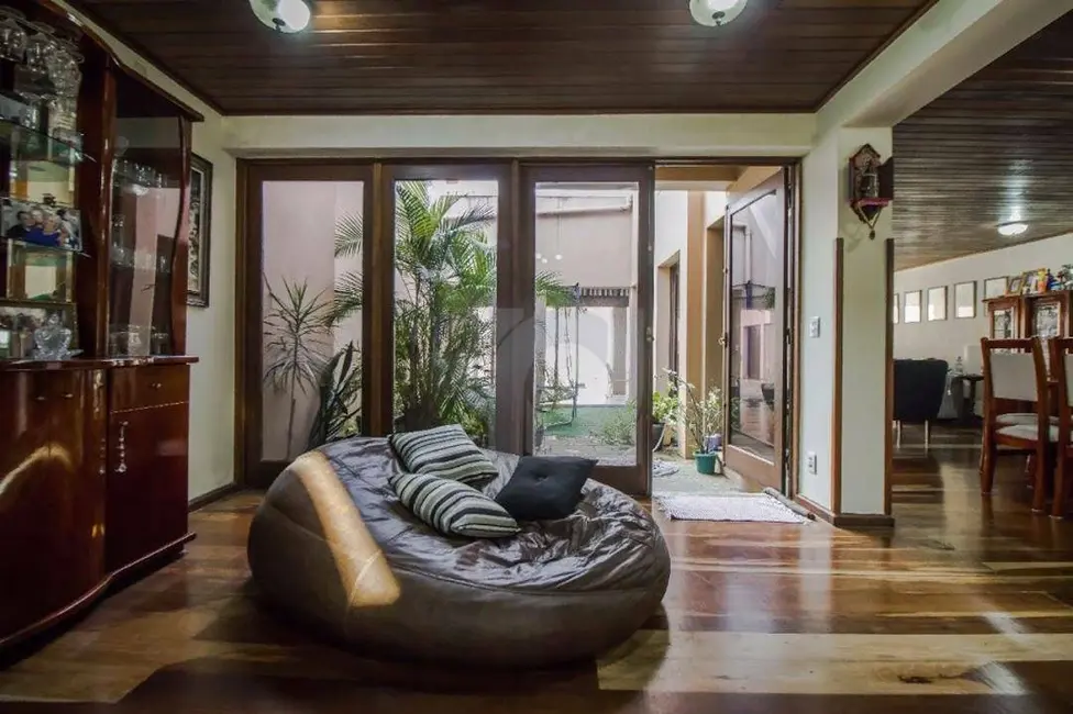 Casa com 4 quartos à venda, 504m2 em Morro do Espelho, Sao Leopoldo - RS - imagem 3 Foto 3 de Casa com 4 quartos à venda, 504m2 em Morro do Espelho, Sao Leopoldo - RS