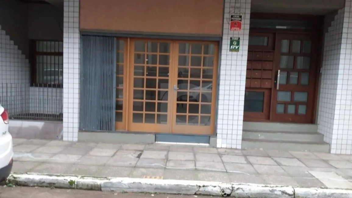 Loja para alugar, 75m2 em Centro, Sao Leopoldo - RS - imagem 3 Foto 3 de Loja para alugar, 75m2 em Centro, Sao Leopoldo - RS