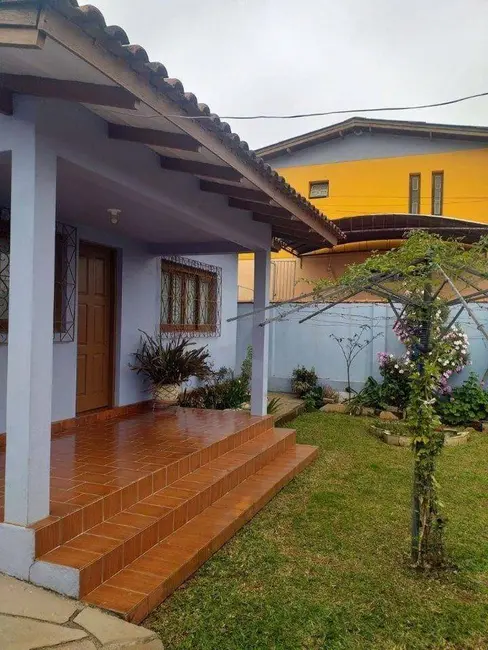 Casa com 3 quartos à venda, 360m2 em Portao - RS - imagem 1 Foto 1 de Casa com 3 quartos à venda, 360m2 em Portao - RS