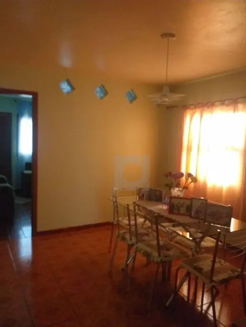 Casa com 3 quartos à venda, 360m2 em Portao - RS - imagem 8 Foto 8 de Casa com 3 quartos à venda, 360m2 em Portao - RS