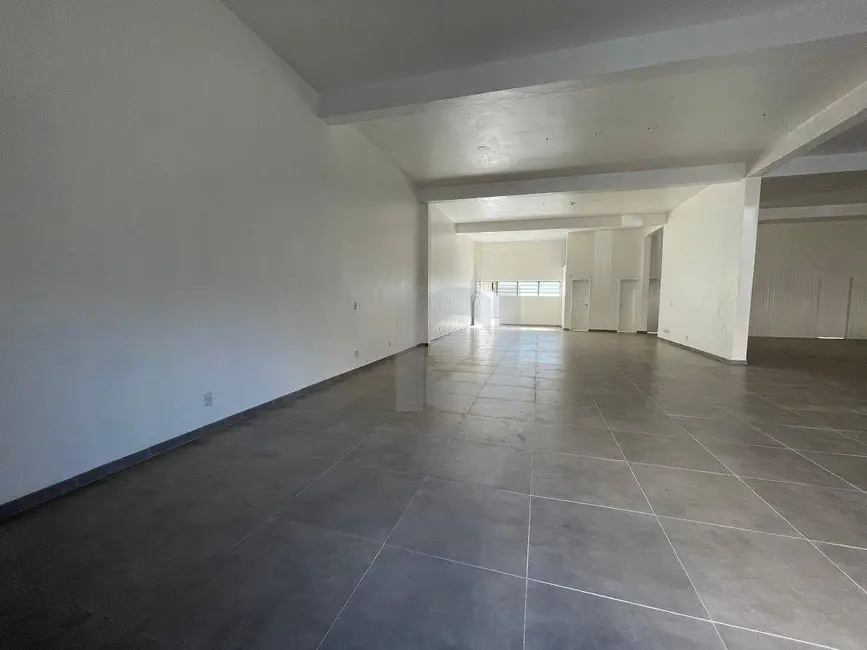 Loja para alugar, 340m2 em Centro, Sao Leopoldo - RS - imagem 6 Foto 6 de Loja para alugar, 340m2 em Centro, Sao Leopoldo - RS