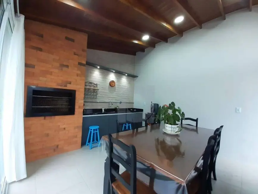 Foto 5 de Casa com 2 quartos à venda, 330m2 em Jardim América, Sao Leopoldo - RS