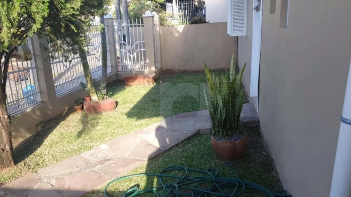 Foto 1 de Casa com 4 quartos à venda, 300m2 em Feitoria, Sao Leopoldo - RS