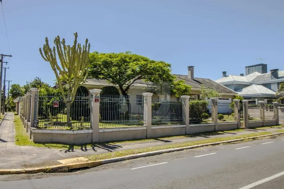 Casa com 3 quartos à venda, 800m2 em São José, Sao Leopoldo - RS - imagem 1 Foto 1 de Casa com 3 quartos à venda, 800m2 em São José, Sao Leopoldo - RS