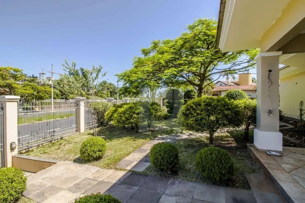 Casa com 3 quartos à venda, 800m2 em São José, Sao Leopoldo - RS - imagem 5 Foto 5 de Casa com 3 quartos à venda, 800m2 em São José, Sao Leopoldo - RS