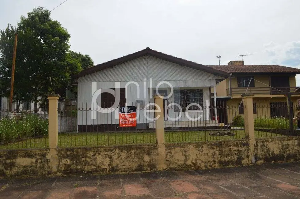 Foto 2 de Casa com 3 quartos à venda, 175m2 em Centro, Portao - RS