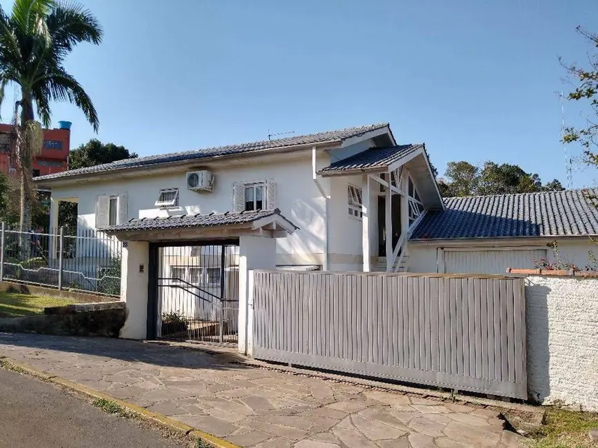 Casa com 3 quartos à venda, 485m2 em Portao - RS - imagem 1 Foto 1 de Casa com 3 quartos à venda, 485m2 em Portao - RS