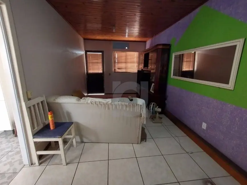 Casa com 6 quartos à venda, 360m2 em Centro, Portao - RS - imagem 7 Foto 7 de Casa com 6 quartos à venda, 360m2 em Centro, Portao - RS
