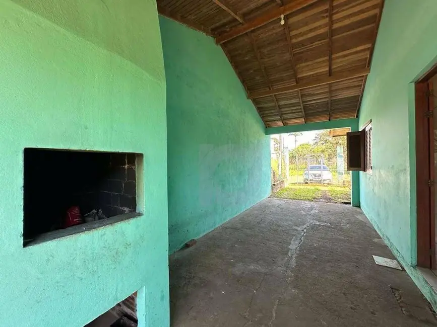 Foto 2 de Casa com 2 quartos à venda, 360m2 em Portao - RS