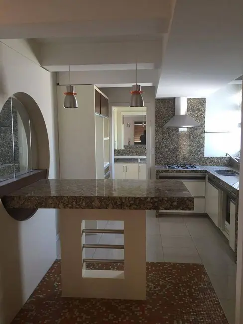 Apartamento com 3 quartos à venda, 202m2 em Rio Branco, Novo Hamburgo - RS - imagem 5 Foto 5 de Apartamento com 3 quartos à venda, 202m2 em Rio Branco, Novo Hamburgo - RS