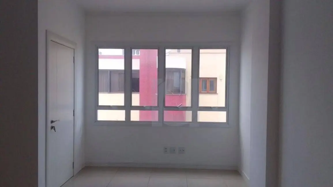 Sala Comercial à venda e para alugar, 38m2 em Centro, Sao Leopoldo - RS - imagem 7 Foto 7 de Sala Comercial à venda e para alugar, 38m2 em Centro, Sao Leopoldo - RS