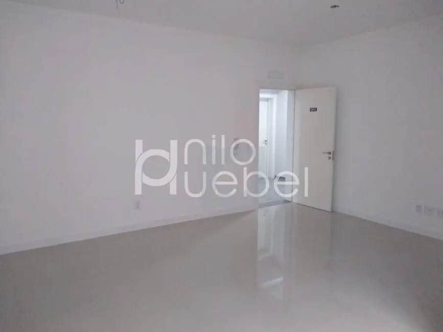 Sala Comercial à venda e para alugar, 40m2 em Centro, Sao Leopoldo - RS - imagem 2 Foto 2 de Sala Comercial à venda e para alugar, 40m2 em Centro, Sao Leopoldo - RS
