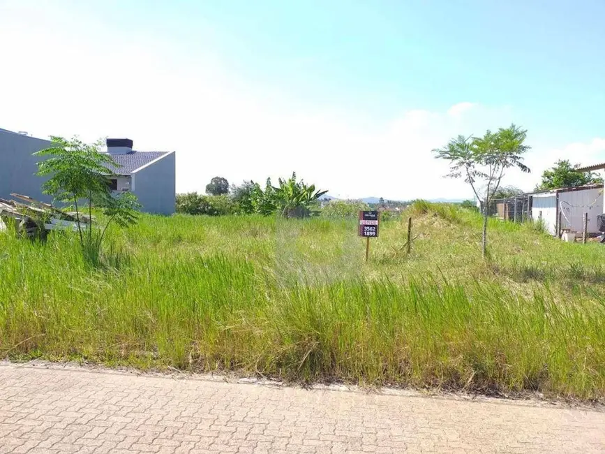 Foto 1 de Terreno / Lote à venda, 360m2 em Portao - RS