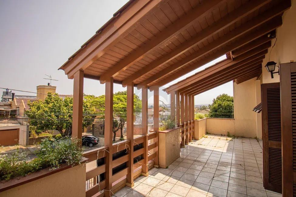 Foto 6 de Casa com 4 quartos à venda e para alugar, 435m2 em Cristo Rei, Sao Leopoldo - RS