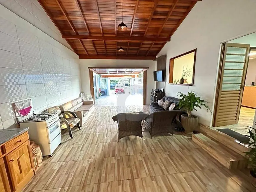 Casa com 3 quartos à venda, 360m2 em Portao - RS - imagem 7 Foto 7 de Casa com 3 quartos à venda, 360m2 em Portao - RS