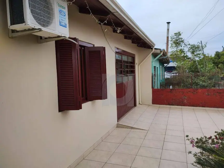 Casa com 3 quartos à venda, 360m2 em Portao - RS - imagem 3 Foto 3 de Casa com 3 quartos à venda, 360m2 em Portao - RS