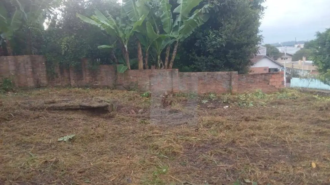 Foto 2 de Terreno / Lote à venda, 348m2 em Fião, Sao Leopoldo - RS