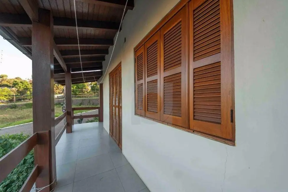 Foto 9 de Casa com 4 quartos à venda, 229m2 em Petrópolis, Novo Hamburgo - RS