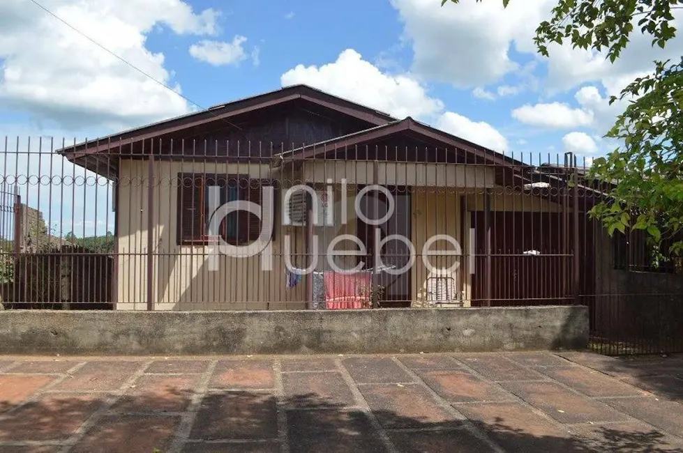 Foto 1 de Casa com 3 quartos à venda, 90m2 em Portao - RS