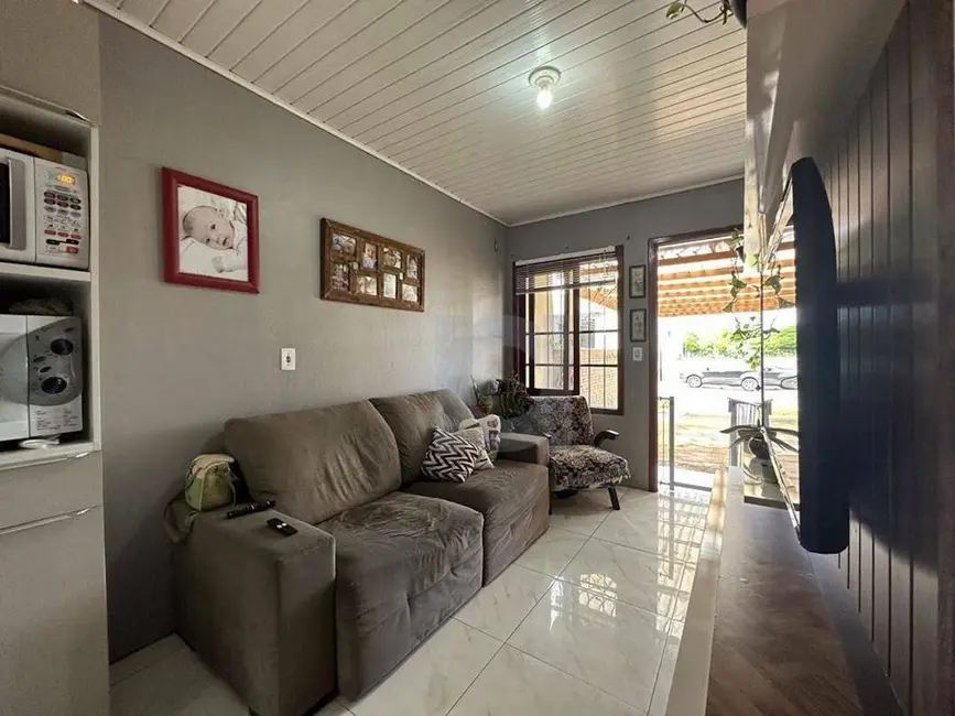 Casa com 2 quartos à venda, 52m2 em Portao - RS - imagem 4 Foto 4 de Casa com 2 quartos à venda, 52m2 em Portao - RS