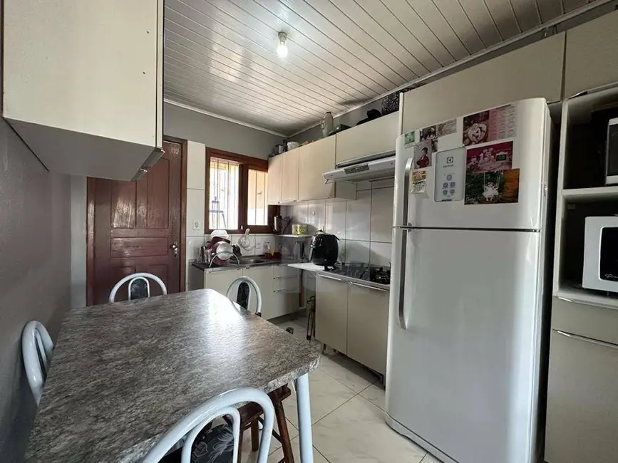 Casa com 2 quartos à venda, 52m2 em Portao - RS - imagem 3 Foto 3 de Casa com 2 quartos à venda, 52m2 em Portao - RS