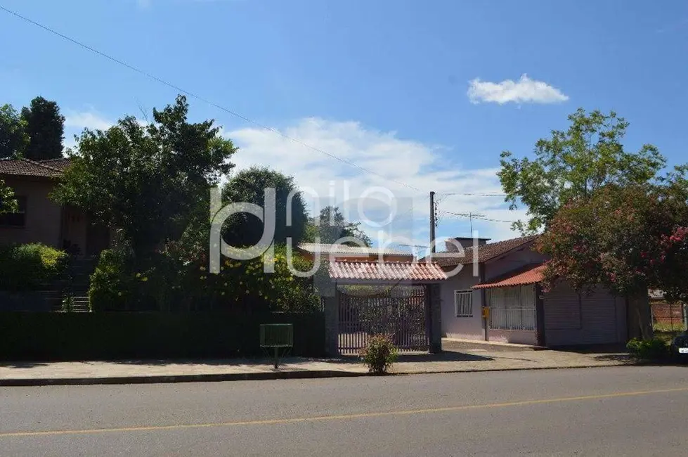 Foto 1 de Terreno / Lote à venda, 1900m2 em Portao - RS