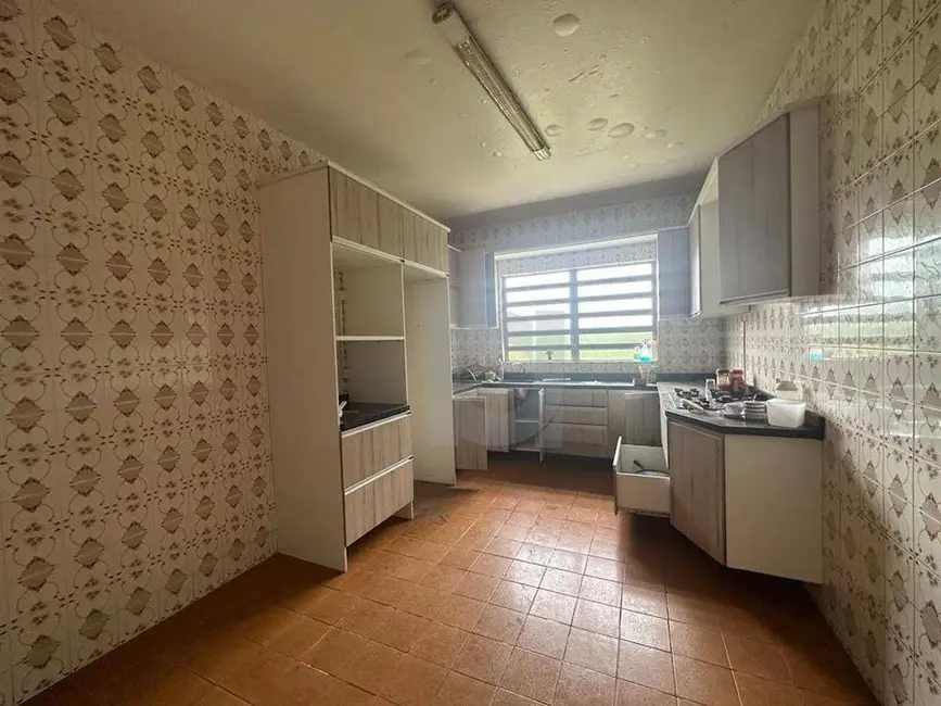 Casa com 3 quartos à venda, 250m2 em Centro, Portao - RS - imagem 7 Foto 7 de Casa com 3 quartos à venda, 250m2 em Centro, Portao - RS