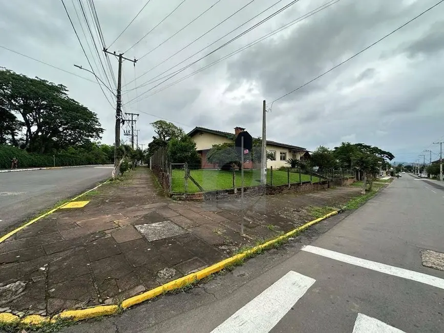Foto 2 de Casa com 3 quartos à venda, 250m2 em Centro, Portao - RS