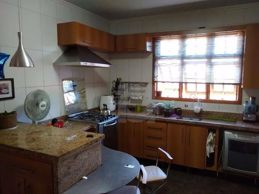 Casa com 5 quartos à venda, 784m2 em Ouro Branco, Novo Hamburgo - RS - imagem 3 Foto 3 de Casa com 5 quartos à venda, 784m2 em Ouro Branco, Novo Hamburgo - RS