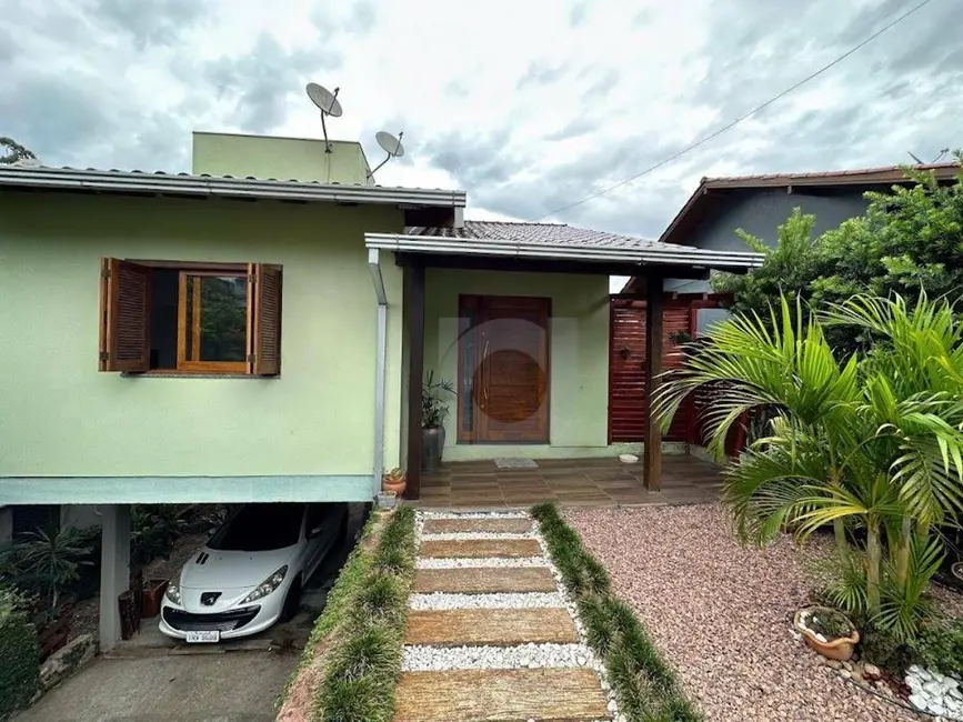 Casa com 3 quartos à venda, 300m2 em Portao - RS - imagem 3 Foto 3 de Casa com 3 quartos à venda, 300m2 em Portao - RS